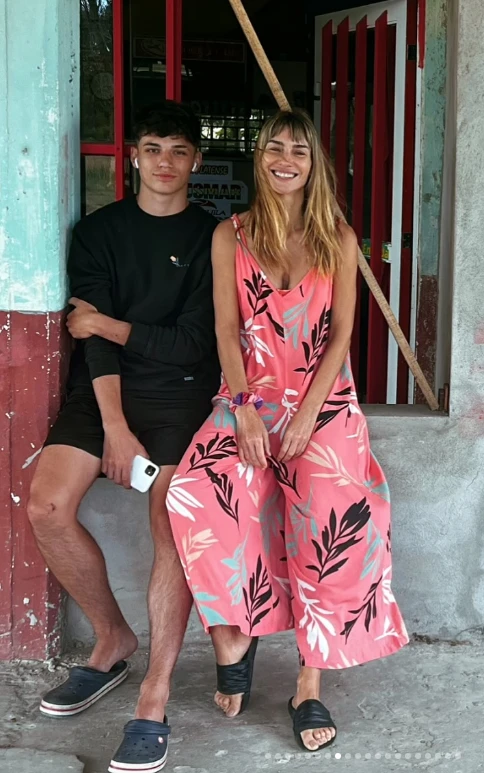 Paula junto a su hijo mayor Benicio, fruto de su primera relación con Martín Lembo.