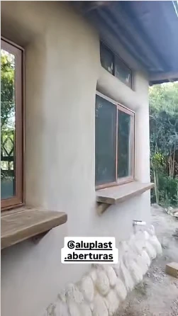 Así es la casa de barro que Jerónimo, el hijo de Julián Weich, construyó en Córdoba