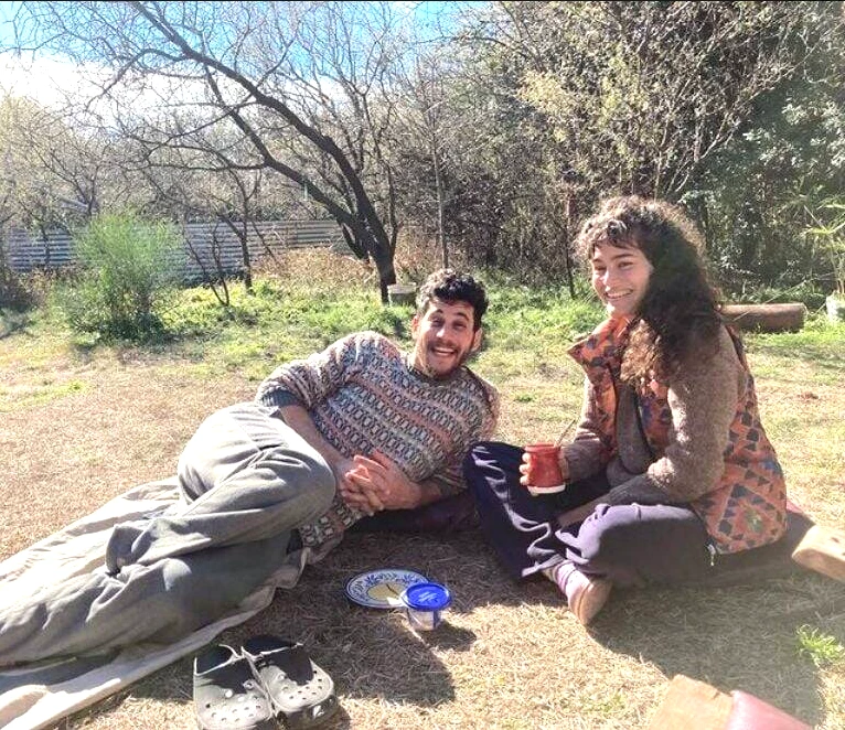 Jerónimo Momo Weich y su pareja, Ailu