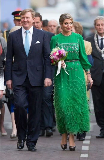 Máxima Zorreguieta había llevado el mismo vestido en 2014. Fotos: IG.