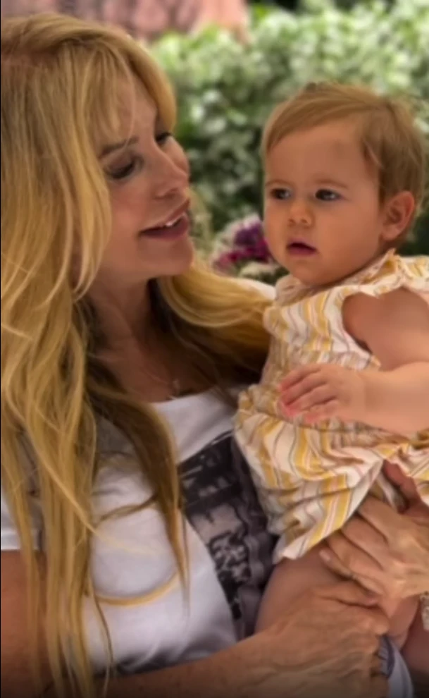 La emoción de Graciela Alfano en el primer cumpleaños de su nieta Catalina