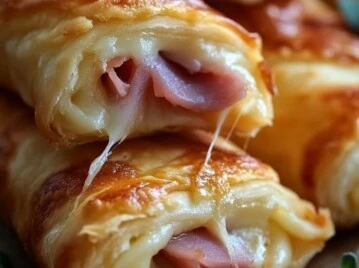 Rollitos con masa philo: una receta fácil con jamón y queso derretido