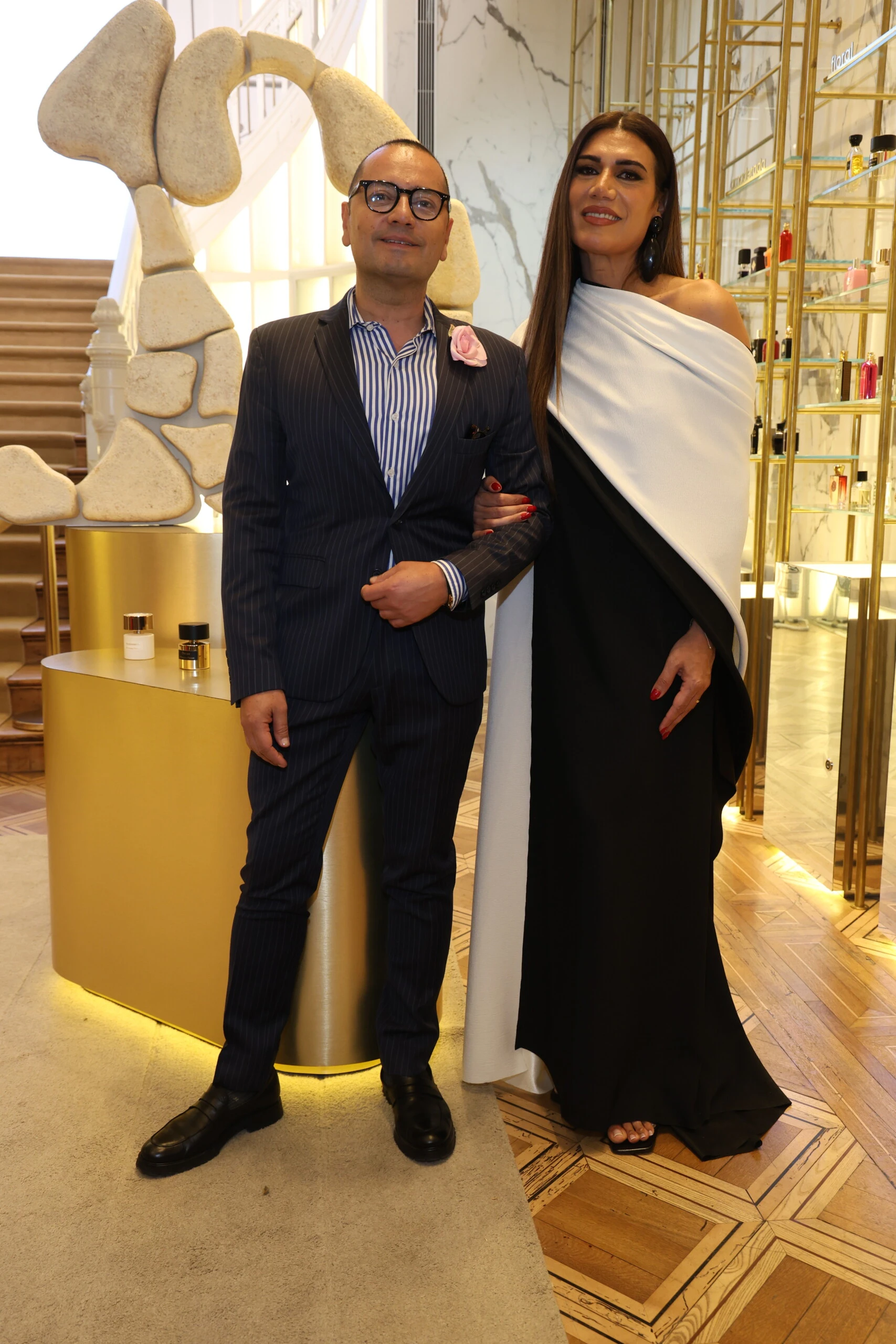 Fabián Medina Flores y Flor de la V.