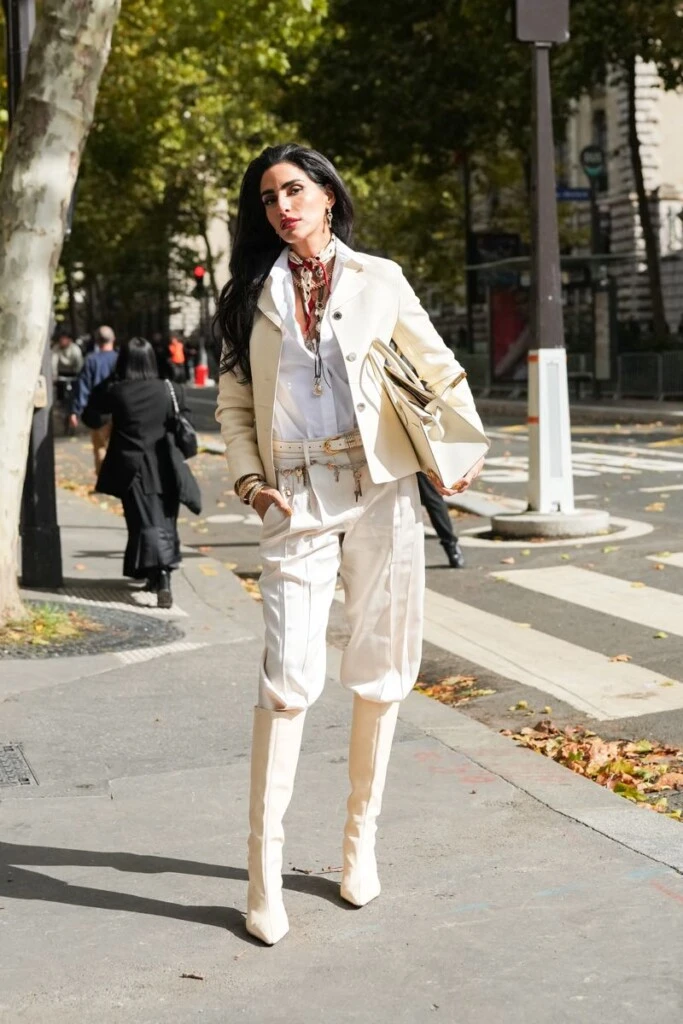 Farnoush Hamidian en el desfile de Hermes