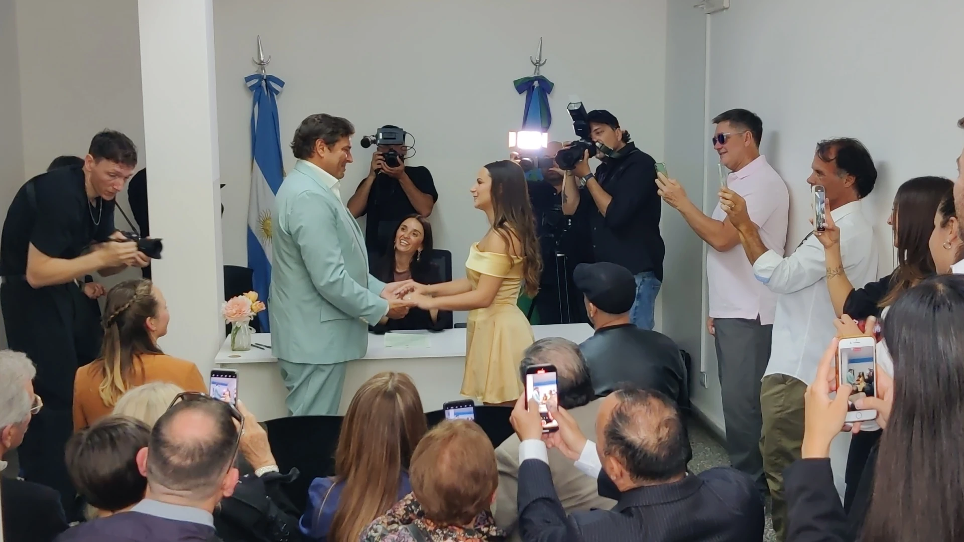 Las fotos del casamiento por civil de Matías Alé y Martina Vignolo. Foto RS Fotos
