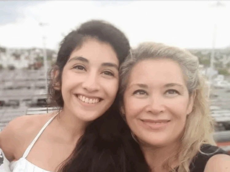 "Luna vendía tejidos y dulces caseros, Mariel salía a trabajar todos los días": el doloroso testimonio de una vecina sobre el doble femicidio que conmueve a Córdoba