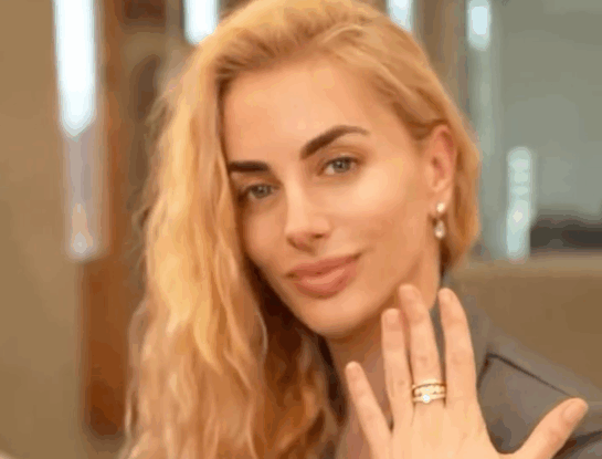 "Me lavo el pelo una vez al mes y no uso agua en la cara": Catalina Palacios, la influencer chilena que despierta polémica con sus secretos de belleza