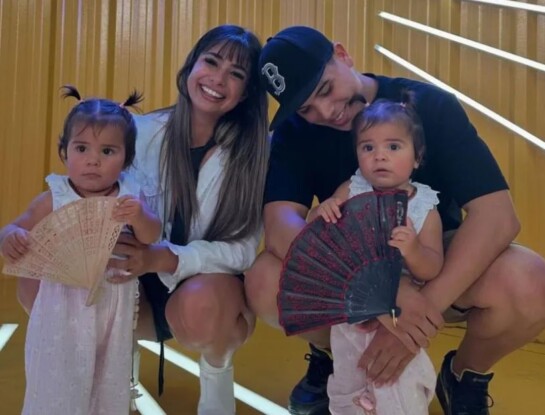 Daniela Celis y su emotivo Día de la Madre: acompañada de Thiago Medina y sus gemelas