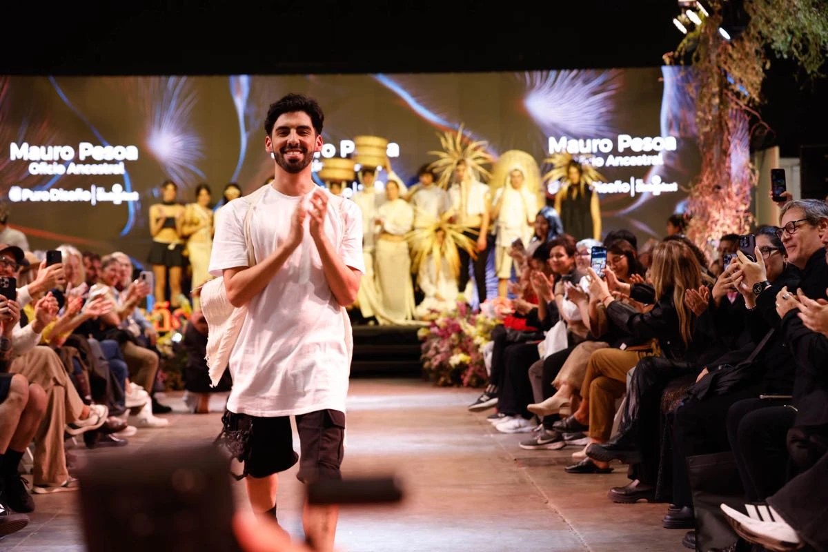 Mauro Pesoa en pasarela. 