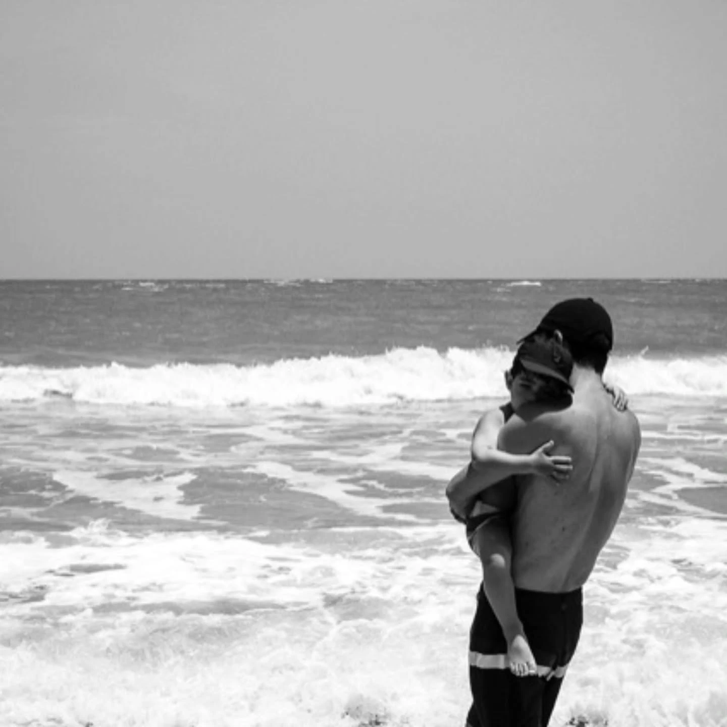 Mariano Castro y su hijo León. Fotos: IG.