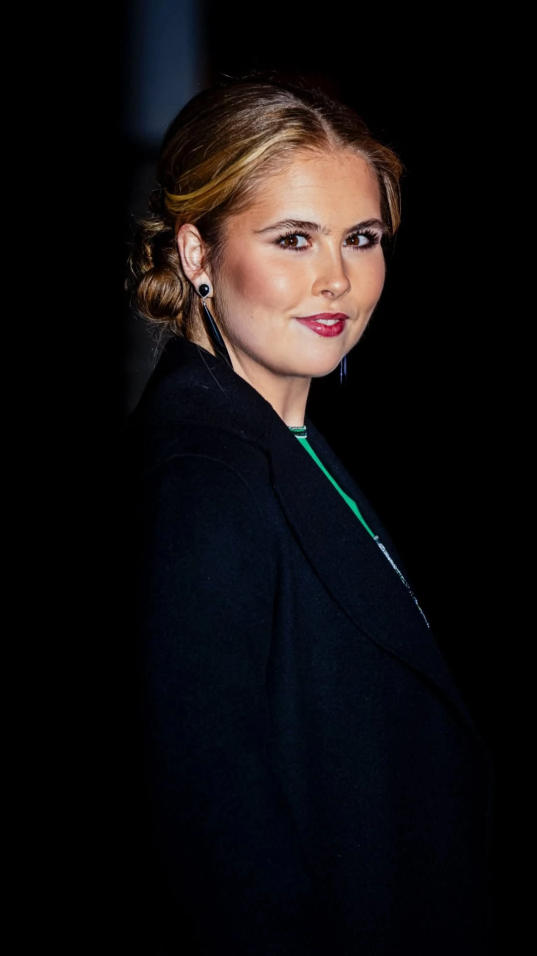 La princesa llevó un vestido perteneciente a la Reina Beatriz. Fotos: IG.