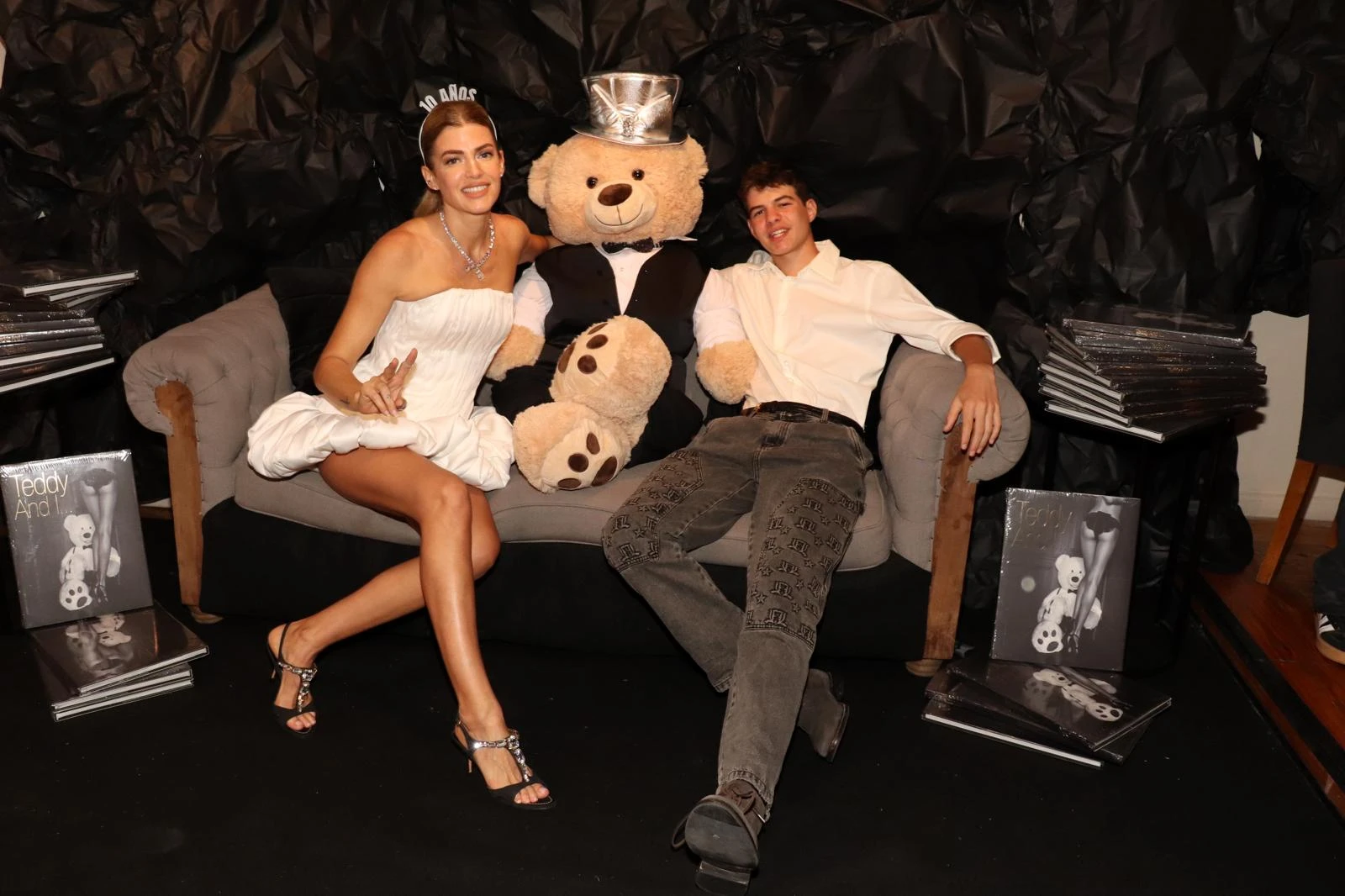 Daniela Urzi y su hijo Thiago Cosentino.