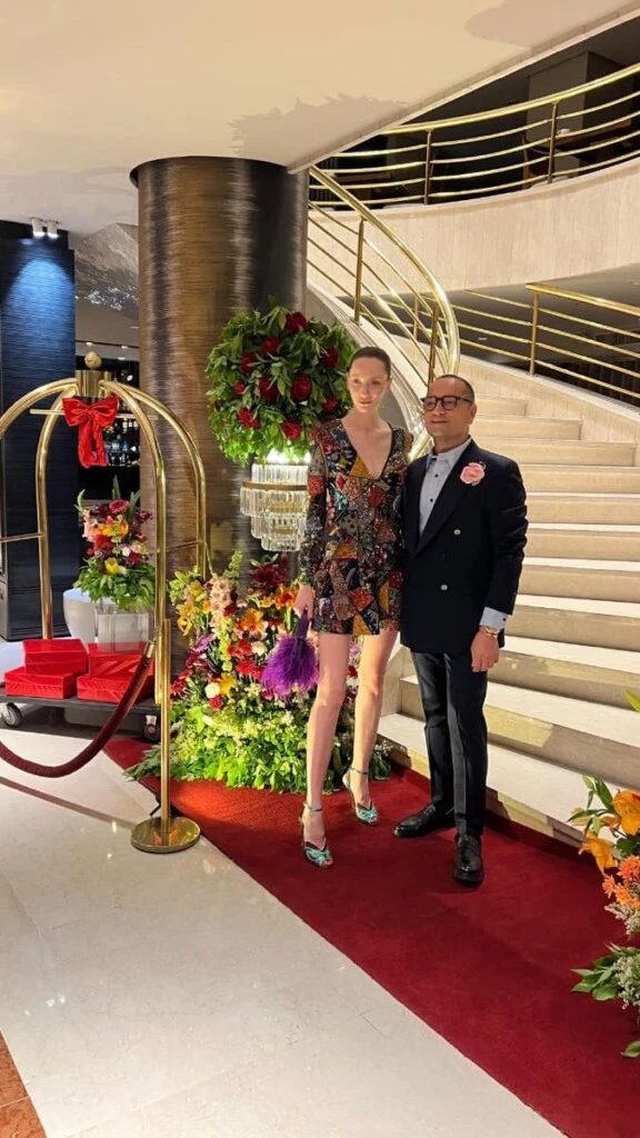 Milagros Schmoll junto a Fabián Medina Flores