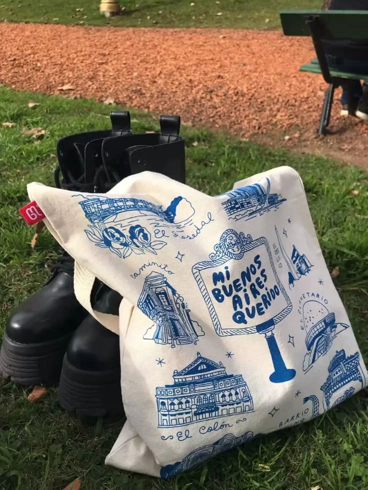 La Argentina como merch.