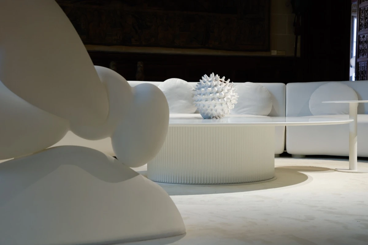 “El fin es el principio” de Laura Orcoyen -en Museo Nacional de Arte Decorativo, Av. del Libertador 1902, Ciudad de Buenos Aires, hasta febrero de 2026