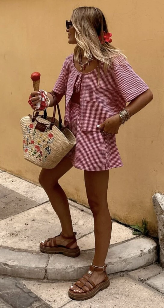 Un total look que llama la atención.