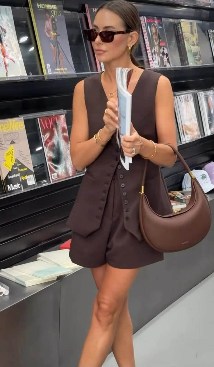 Mariana Fabbiani y Nicole Neumann coincidieron en la tendencia del momento: el marrón chocolate, el color que conquista 2025