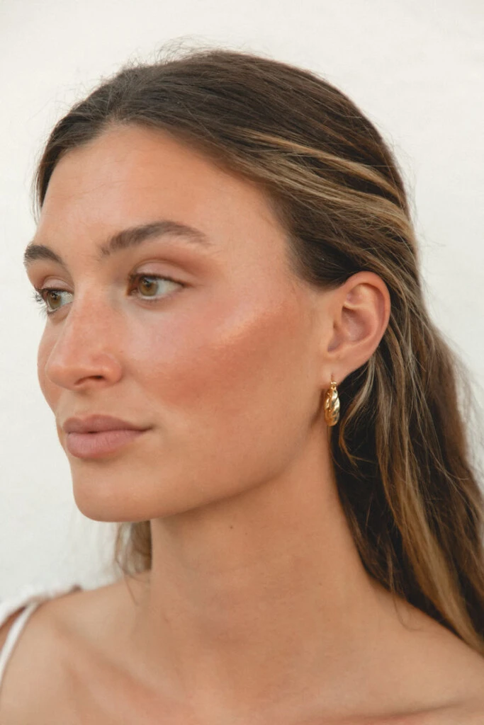 Make up estratégico: cómo usar el bronzer para potenciar tus rasgos y lucir un maquillaje pro 