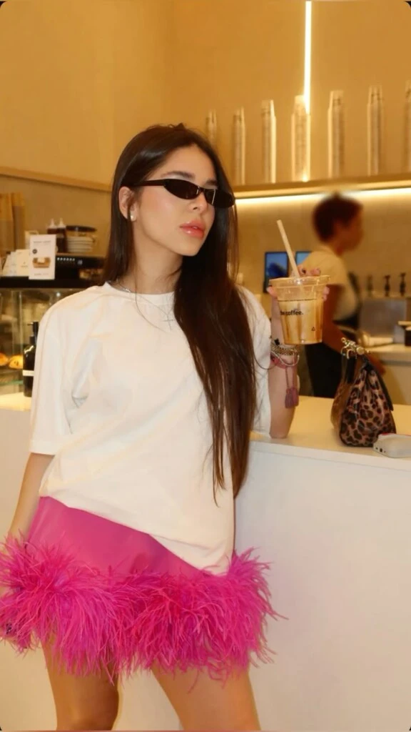 Las plumas son la tendencia que arrasa en las redes.