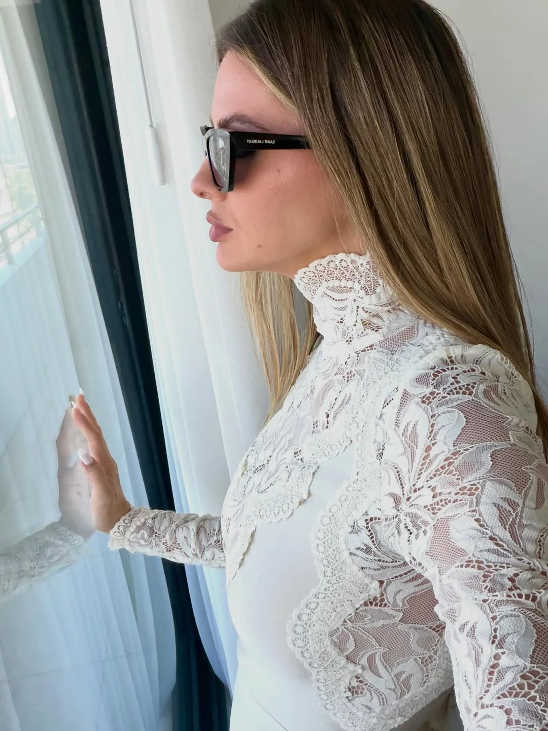 El look de la China Suárez en Otro día perdido