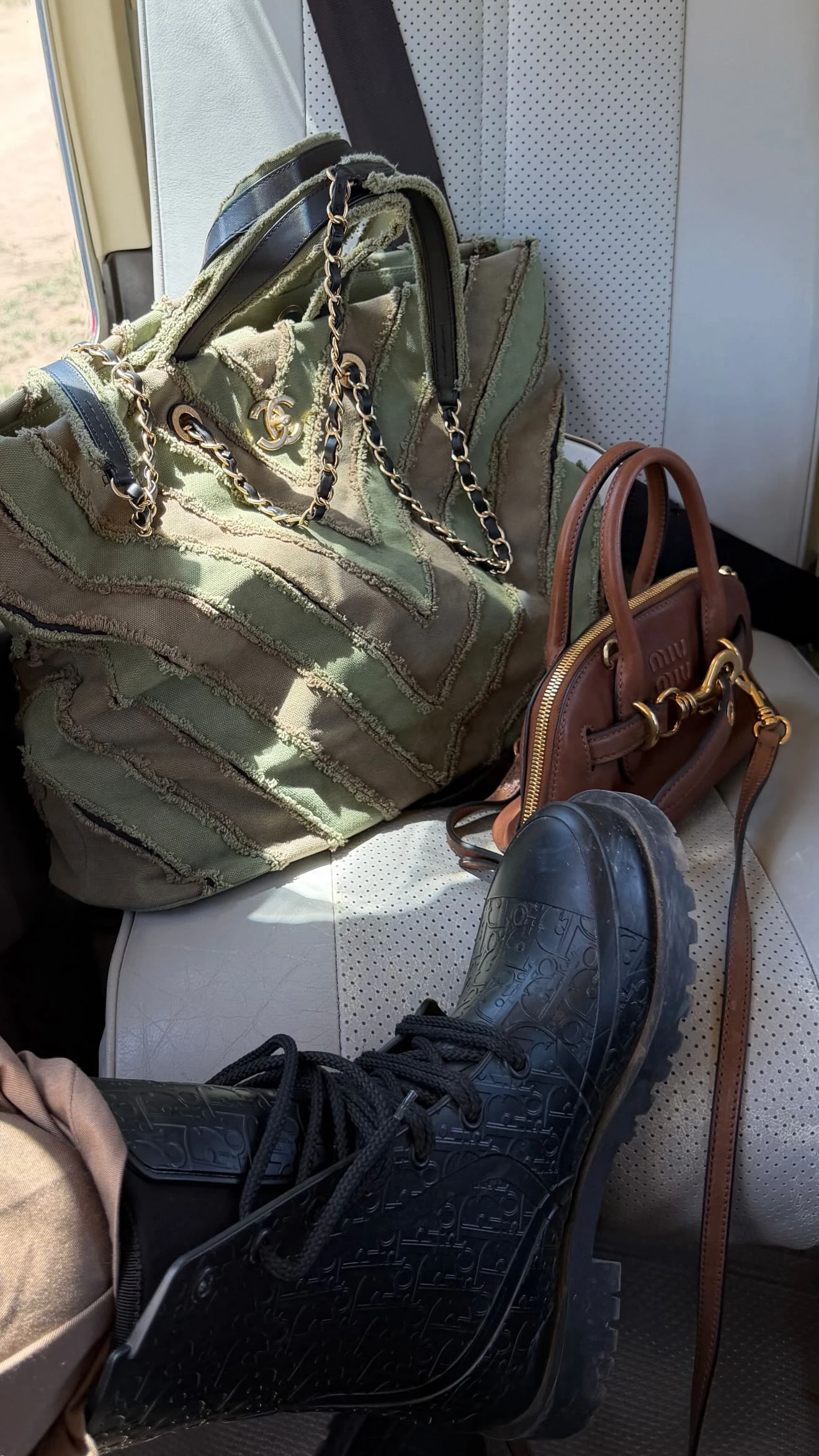 Así es la tote bag Chanel con la que Wanda Nara volvió a marcar tendencia