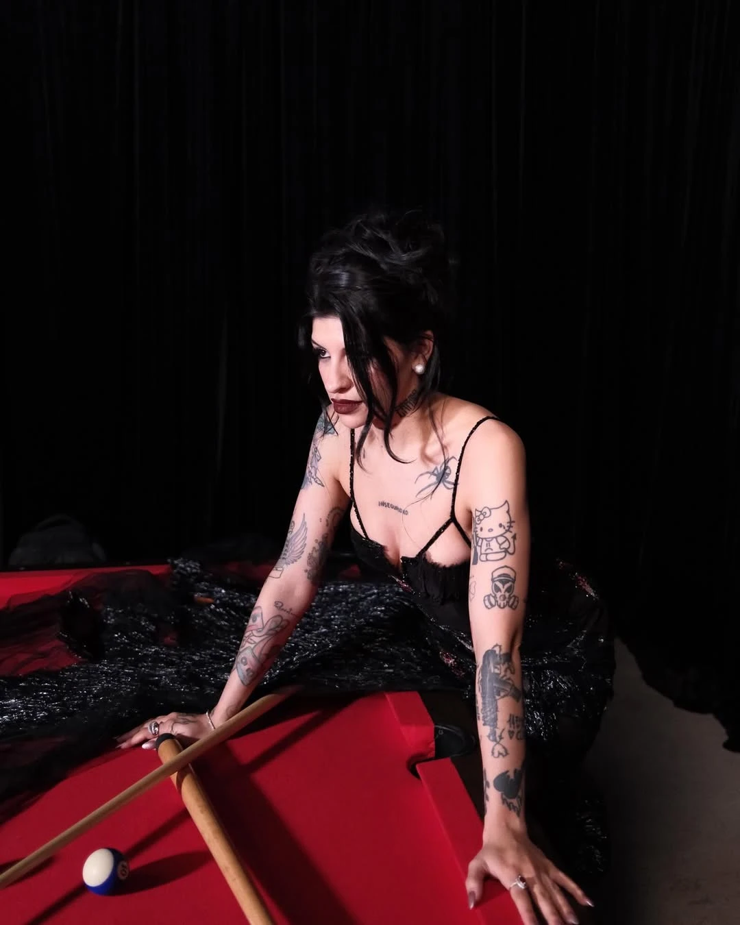 El look de Cazzu en GQ Men of the Year 2025: alta costura y sofisticación