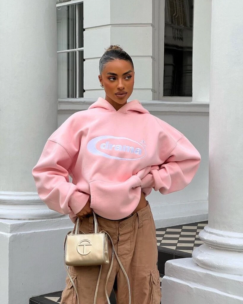 Con el rosa y el marrón podés crear muchos tipos de looks.