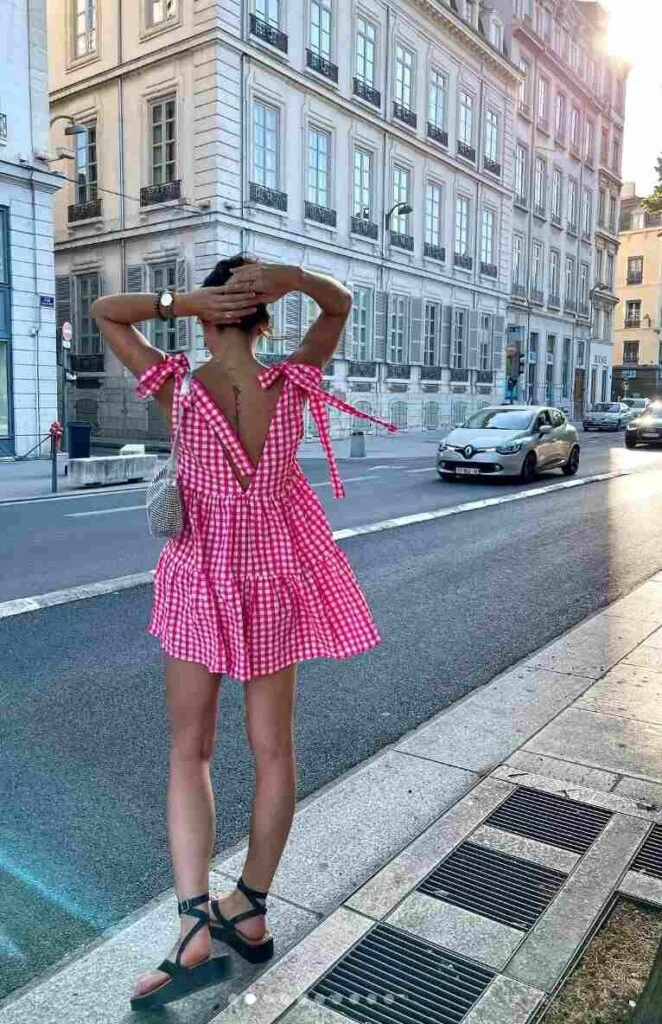 Un vestido fresco y veraniego.