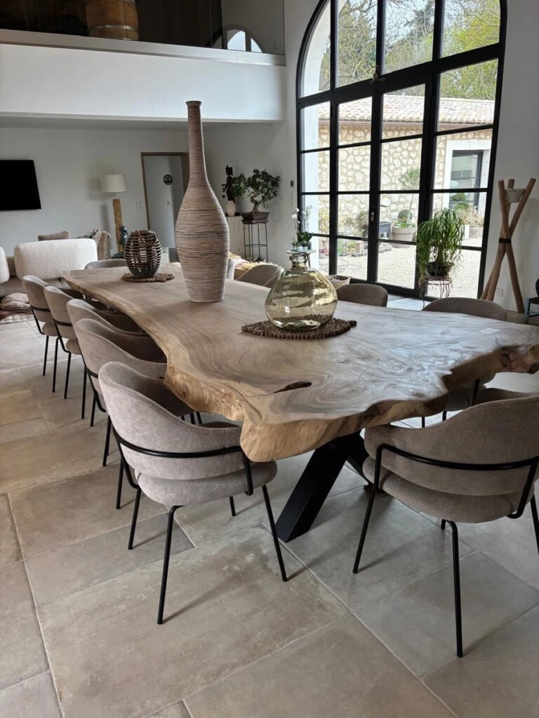 4. Muebles y objetos con formas orgánicas. 