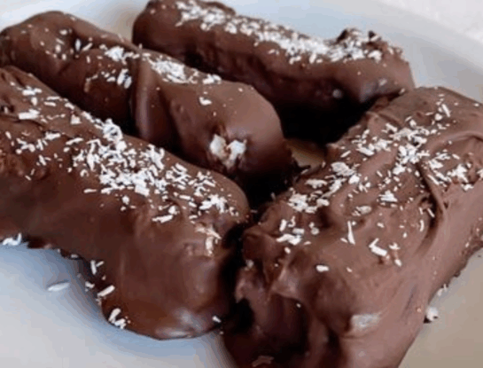 Cómo hacer barritas de coco y chocolate en casa: fácil y rápido