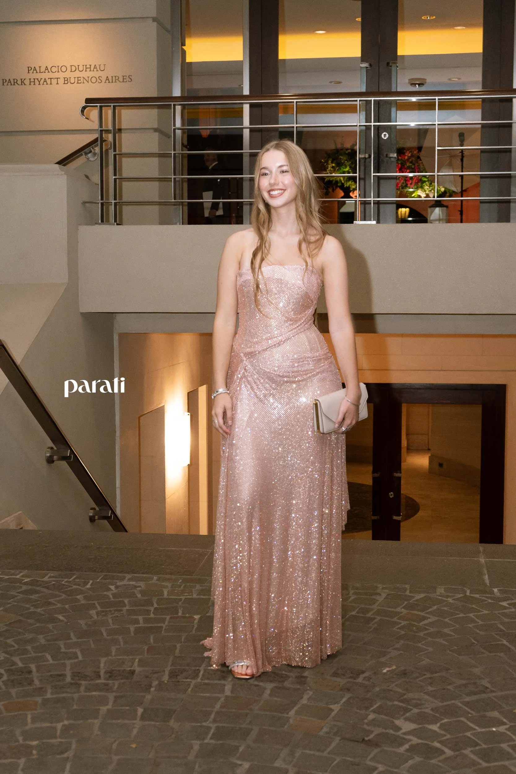 Taína apostó por un diseño de Joti Harriague. 