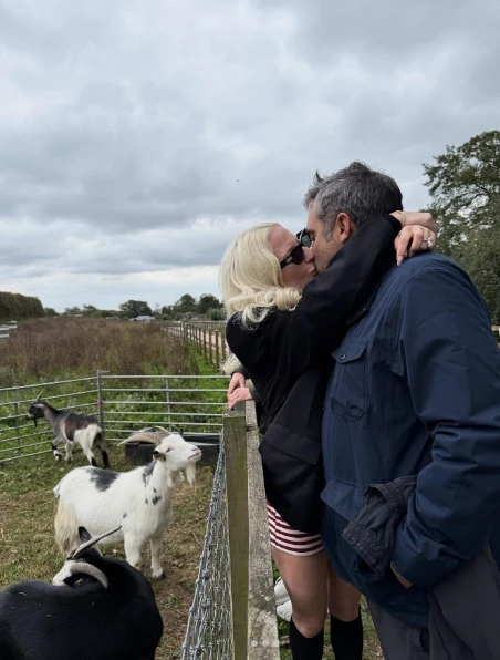 Lady Gaga y su prometido Michael Polansky.