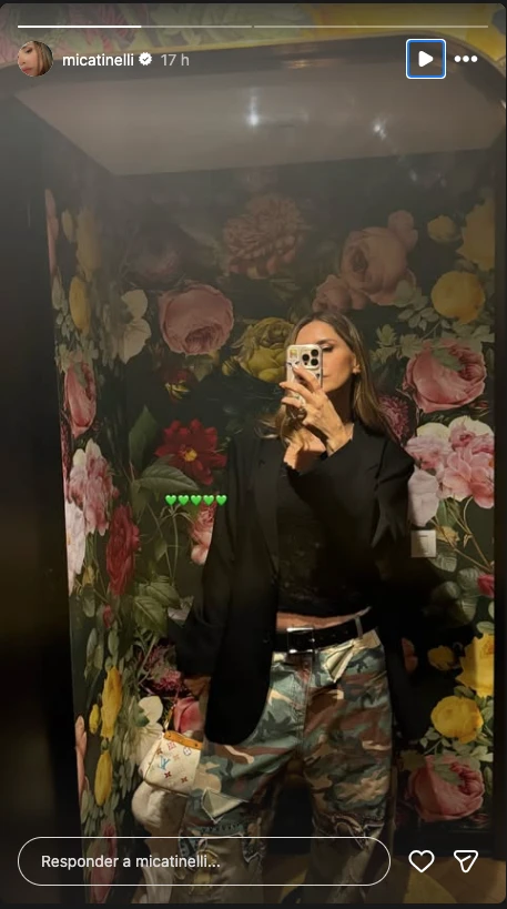 El look de Mica Tinelli con pantalón camuflado.