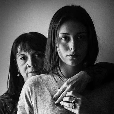 Susana con su nieta, hoy