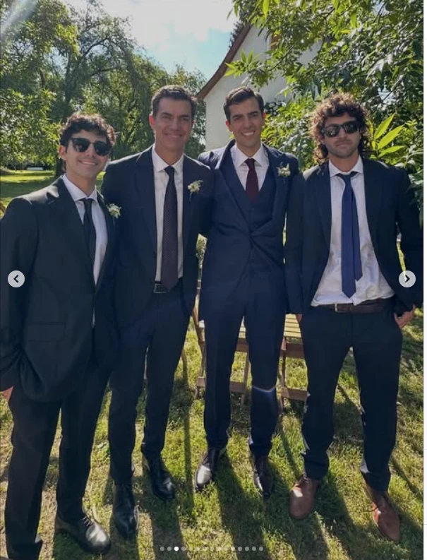 Juan Manuel Urtubey y sus hijos varones. 