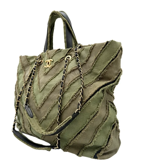 Así es la tote bag Chanel con la que Wanda Nara volvió a marcar tendencia