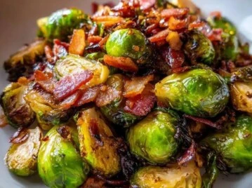 Cómo hacer coles de Bruselas crujientes al horno: una receta con panceta y miel