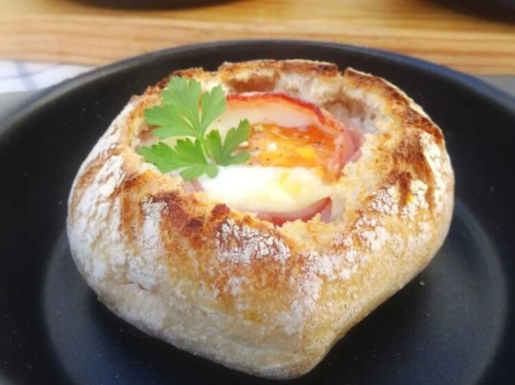 Huevos al horno en pan de molde: una receta ideal para el desayuno