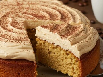 Torta tres leches con café y ron: receta fácil, húmeda y con sabor caribeño