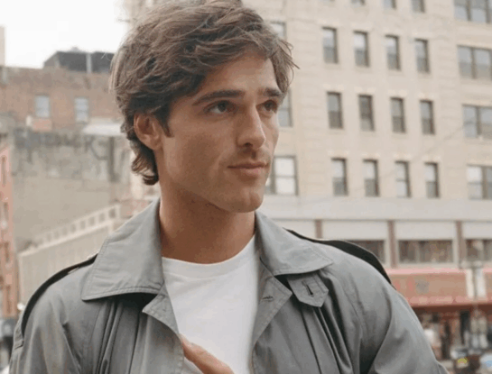 El dato que no esperabas de Jacob Elordi, el actor que conmueve en Frankenstein