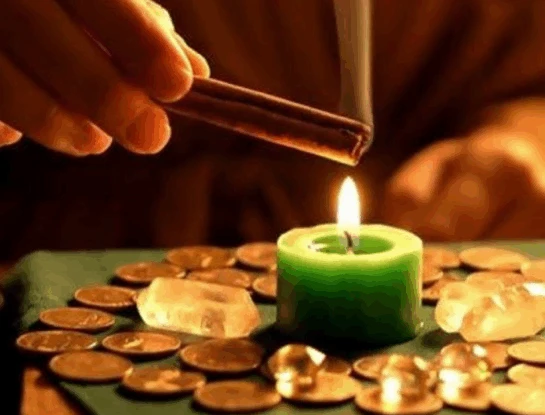 El ritual de las 7 monedas: activá la energía de Júpiter y atraé la abundancia cada jueves