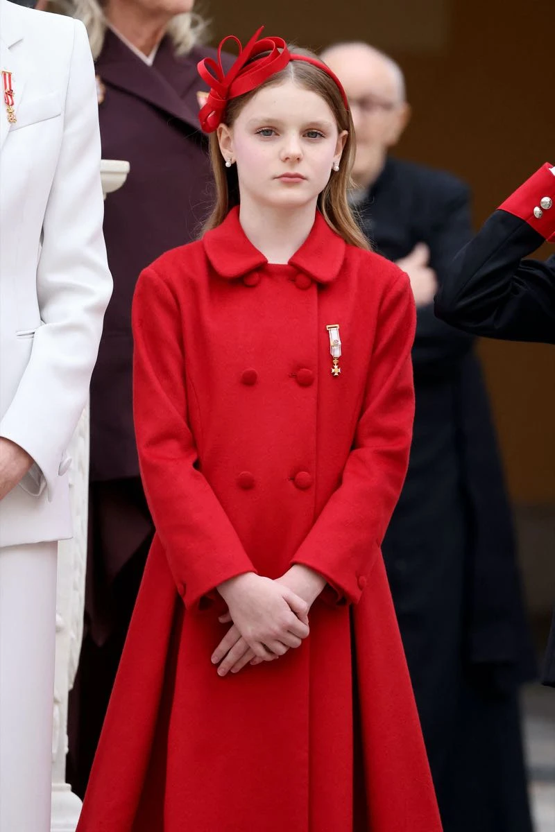 Divina la princesa Gabriella de Mónaco.