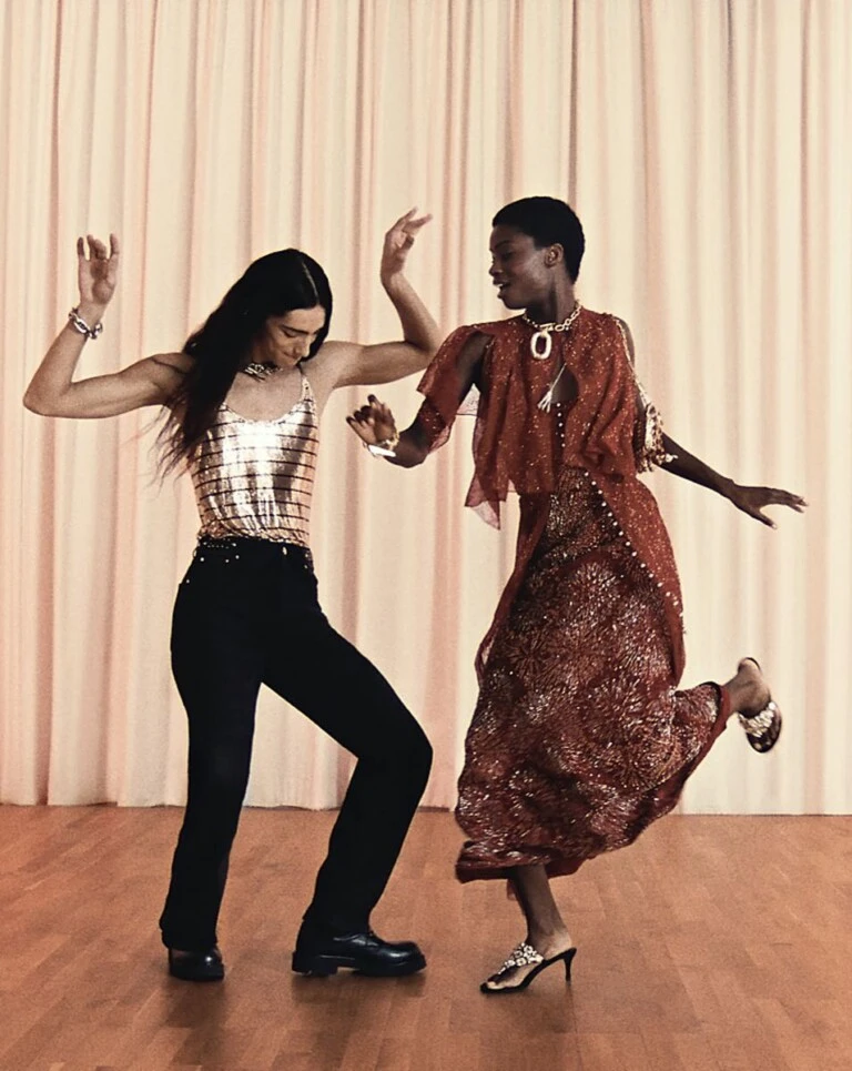 Rabanne présente sa campagne Resort 2026 « Let’s Dance »
