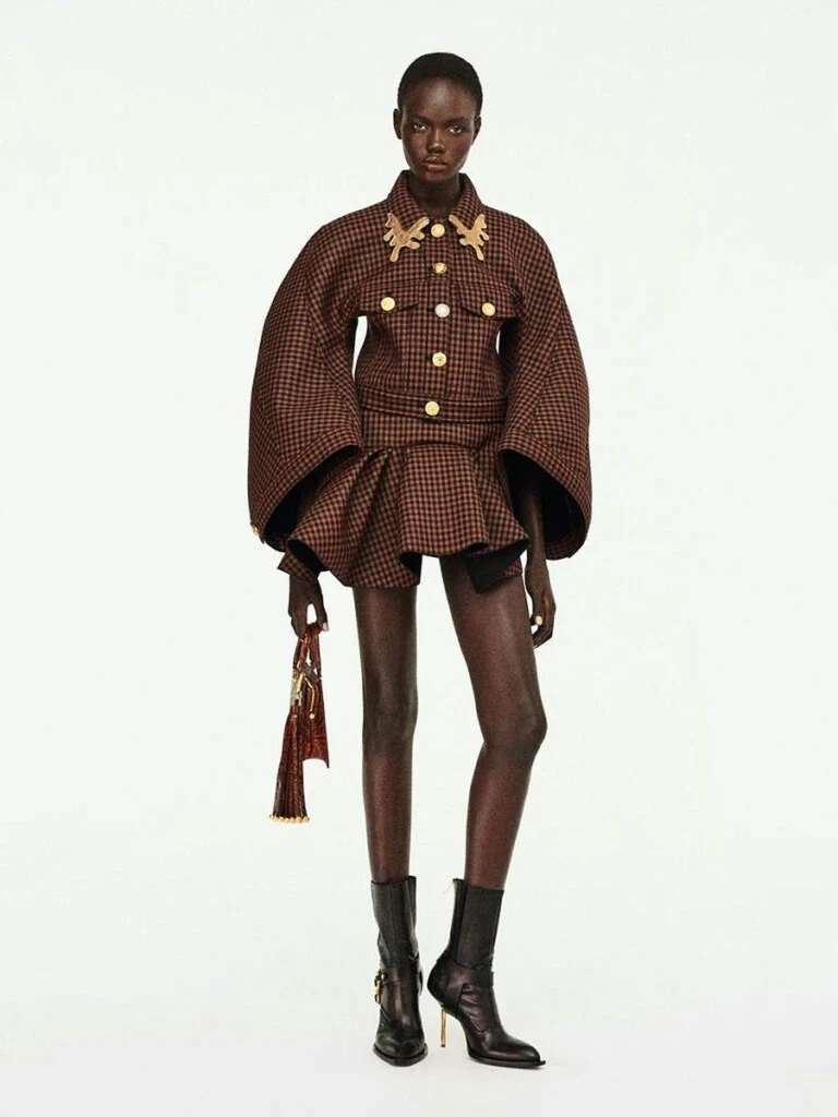 Schiaparelli otoño invierno 2026