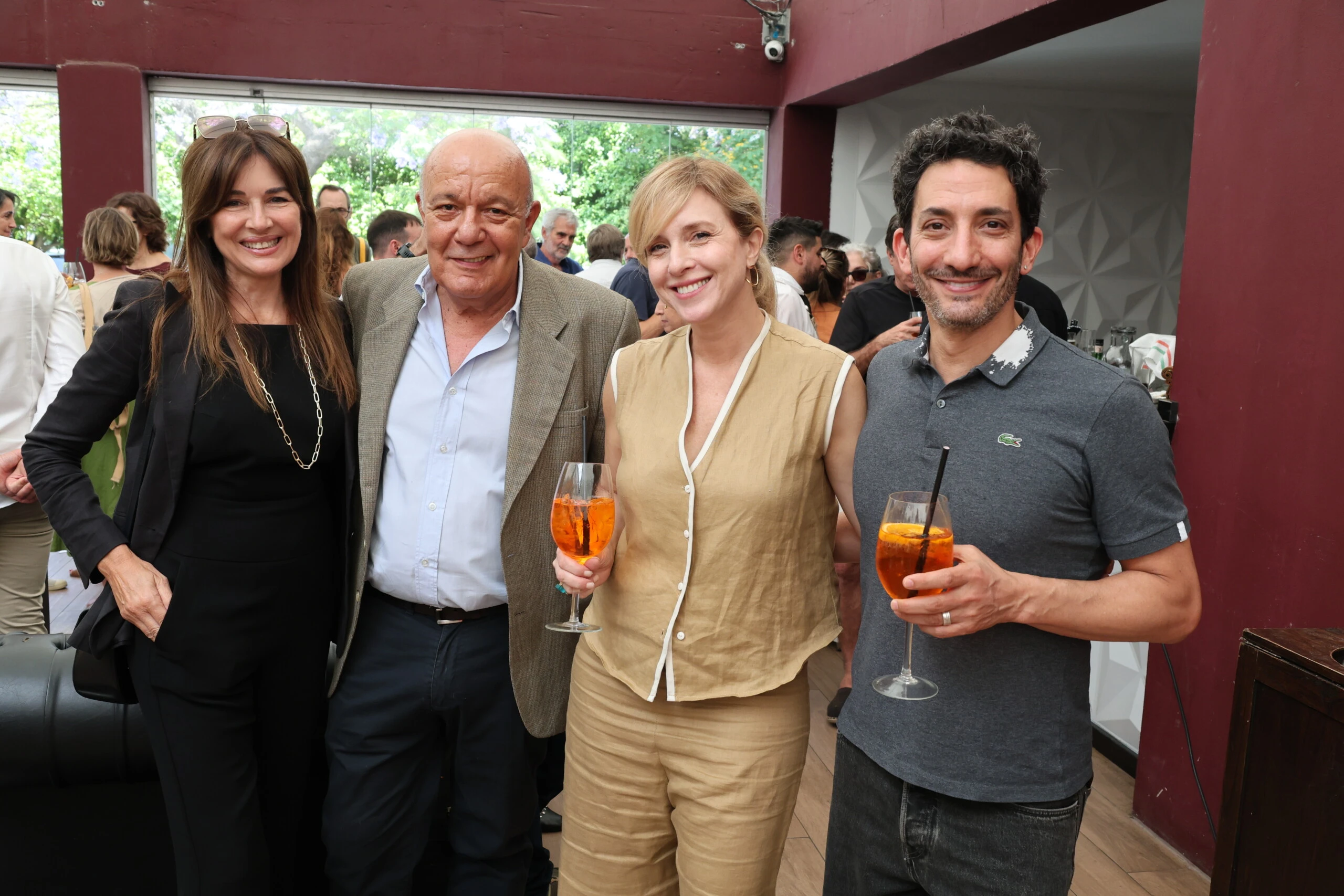 Andrea Frigerio, Manuel Vicente, Carla Peterson, Juan Minujin