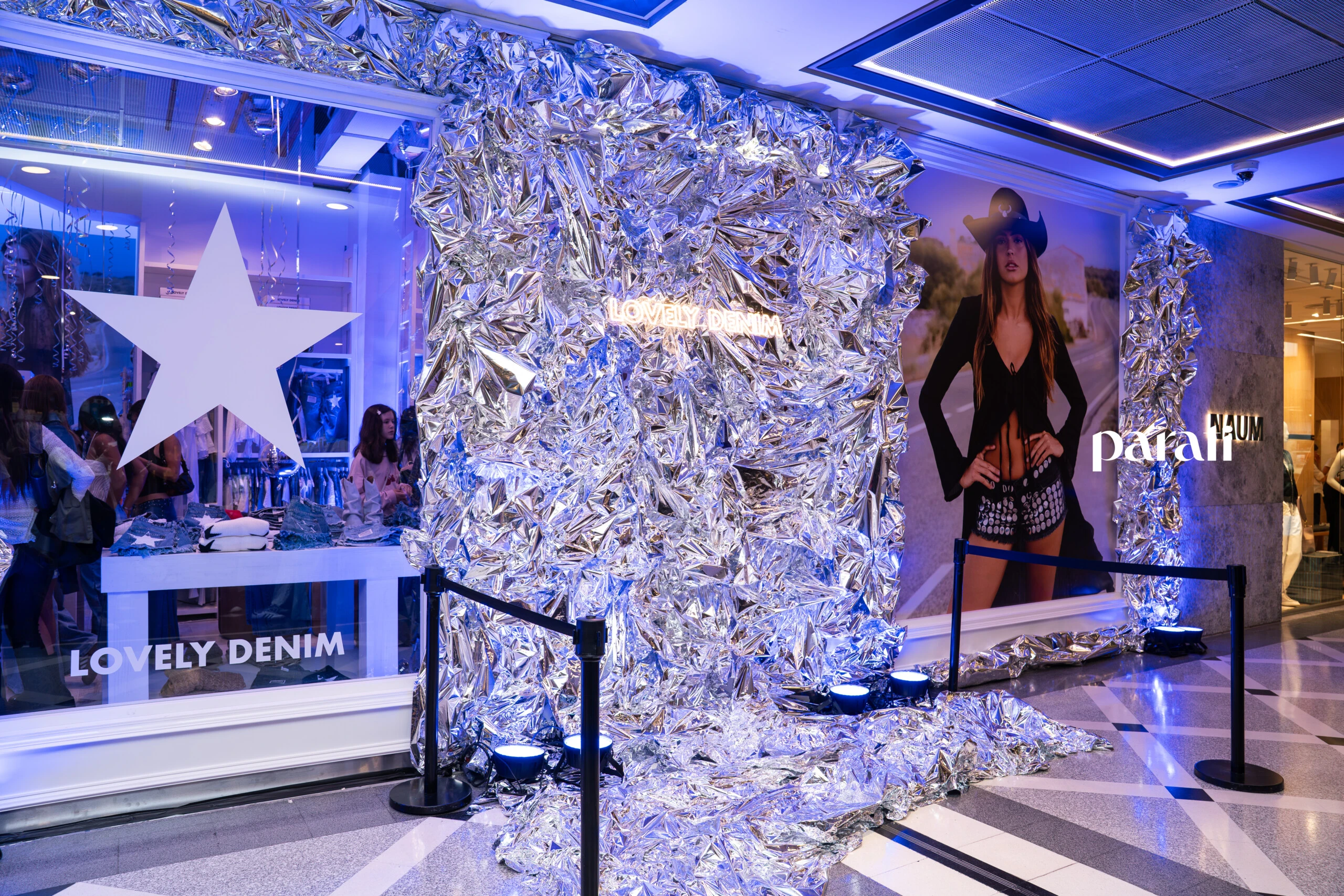 Lovely Denim fue una de las marcas que presentó su local renovado.