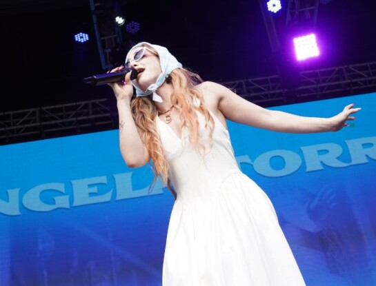 Ángela Torres en la Marcha del Orgullo 2025: "Me siento muy privilegiada"