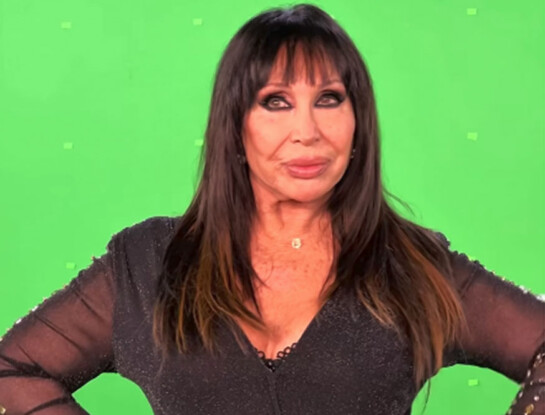 Moria Casán debutó con un look en el color más cute y poderoso de la temporada: inspiración para mujeres +50