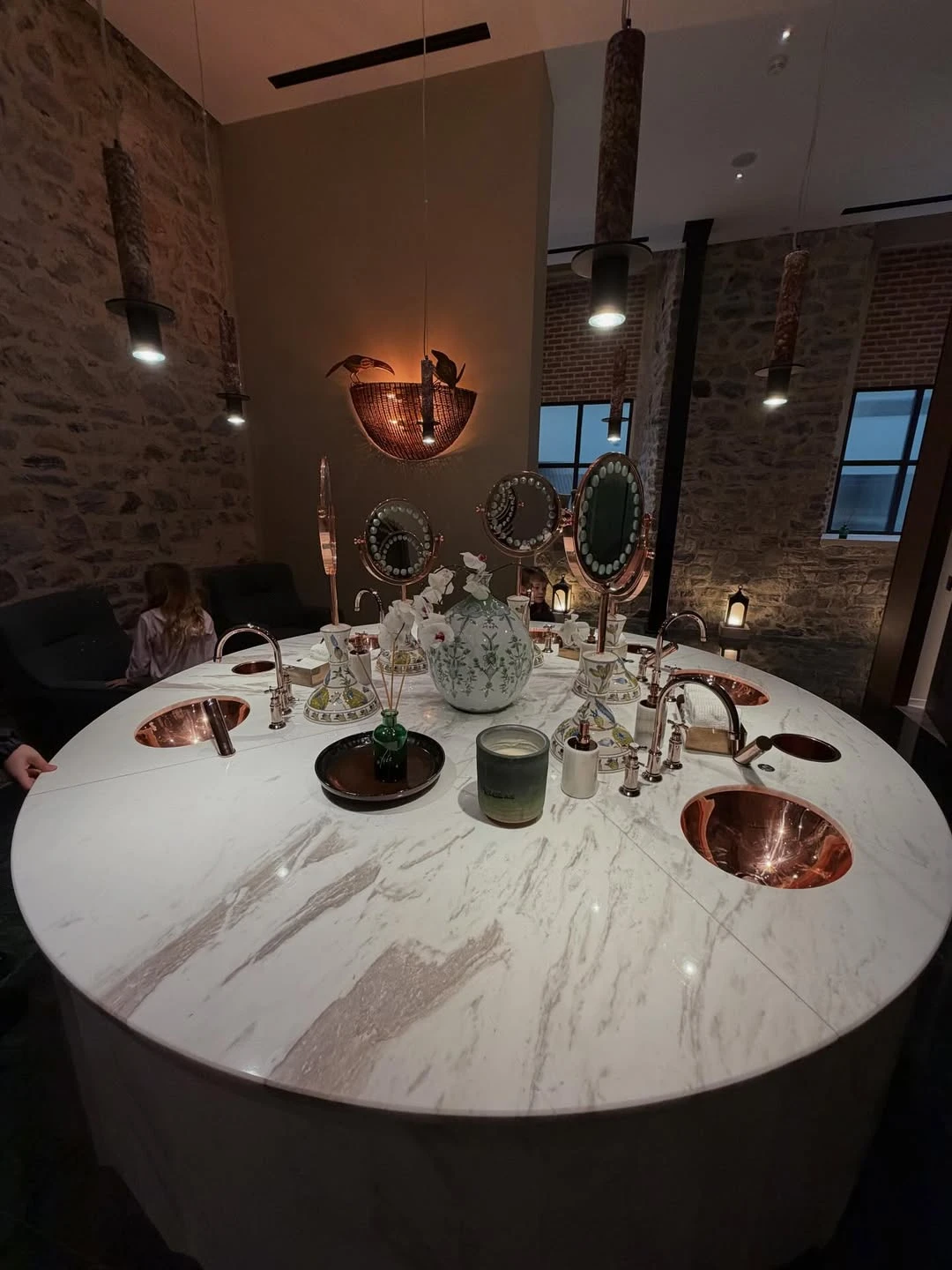 La China y sus hijos disfrutaron de un exclusivo almuerzo. 