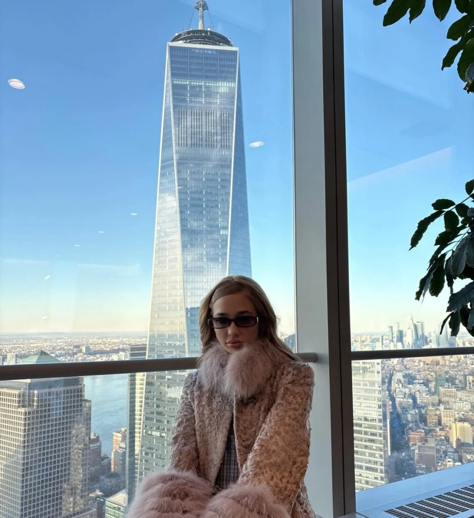 El look de Ángela Torres. Foto: IG